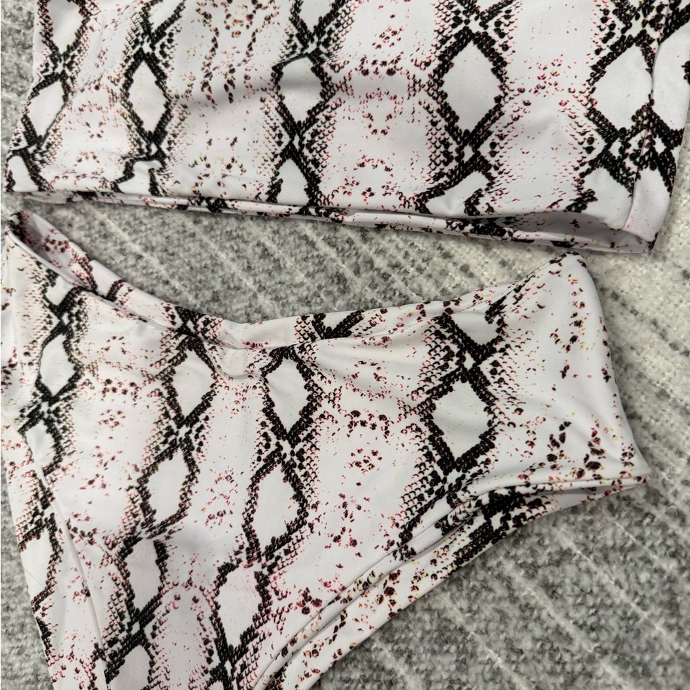 Snake Print Bikini Set - Picture 2 of 4